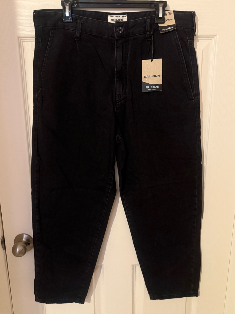 Pull&Bear Men's Black Balloon Jeans made in Turkey